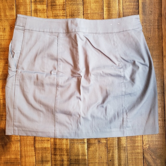 🇺🇸GAP Grey Miniskirt - Picture 4 of 7